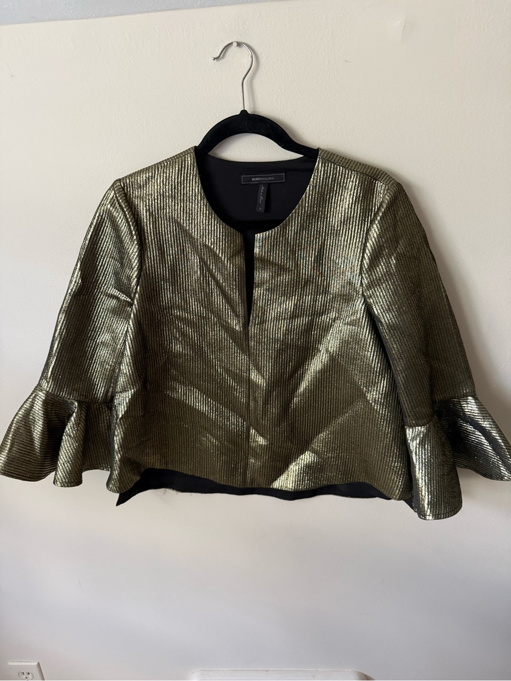 BCBGMAXAZRIA Valari Metallic Gold Bell Sleeve Top S - Picture 3 of 6
